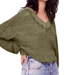 Free People Women’s waffle knit V Neck Olive Green Sweater size S  New w…
